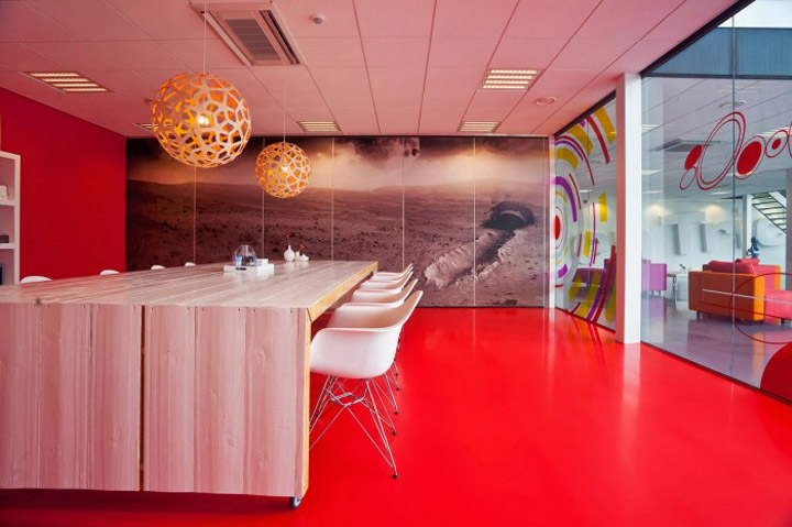 辦公空間設計顏色的選取更顯家的概念