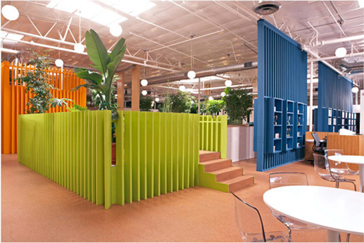 成功制造了辦公空間設計布局上的視覺興趣點