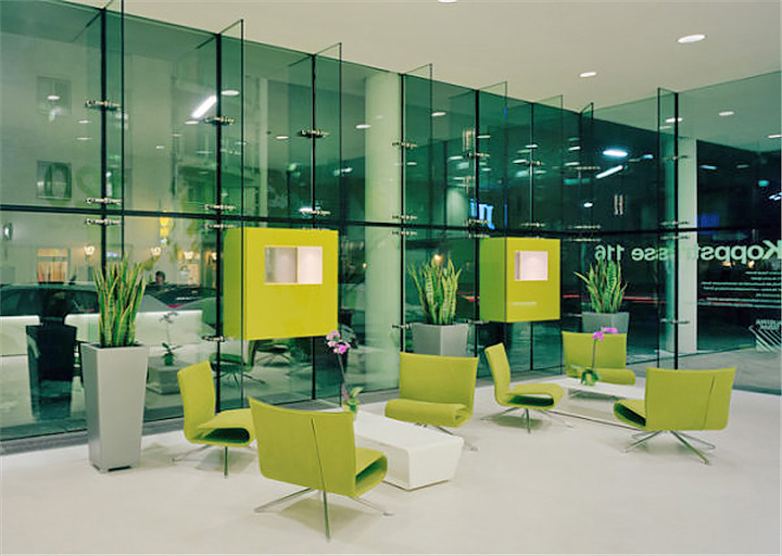 上海写字楼装潢- 日本烟草巨头JTI办公空间设计