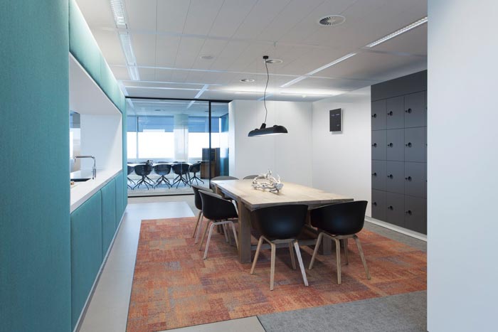 小型办公室会议室装修设计案例效果图