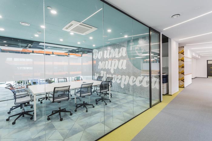 金融投资公司办公室会议室装修设计案例效果图